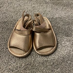 Size 3, toddler, rose gold sandals